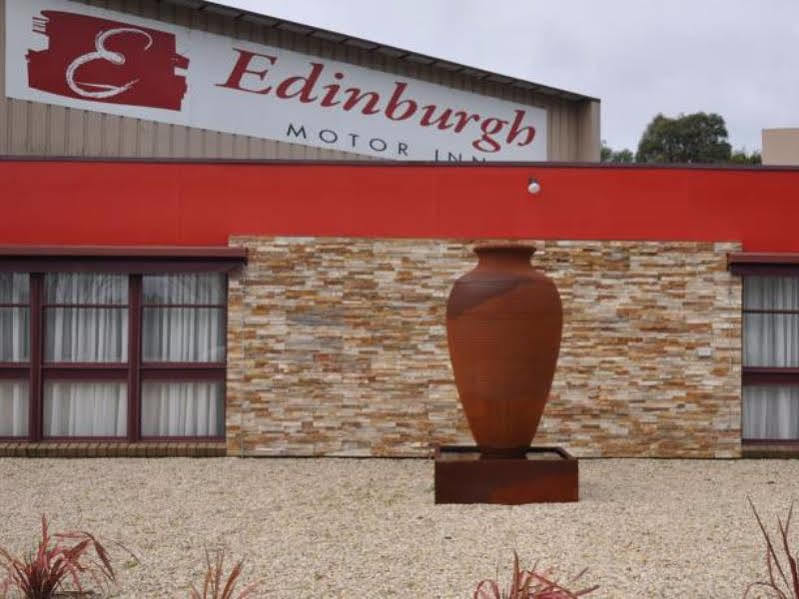 Edinburgh Motor Inn Warragul Bagian luar foto